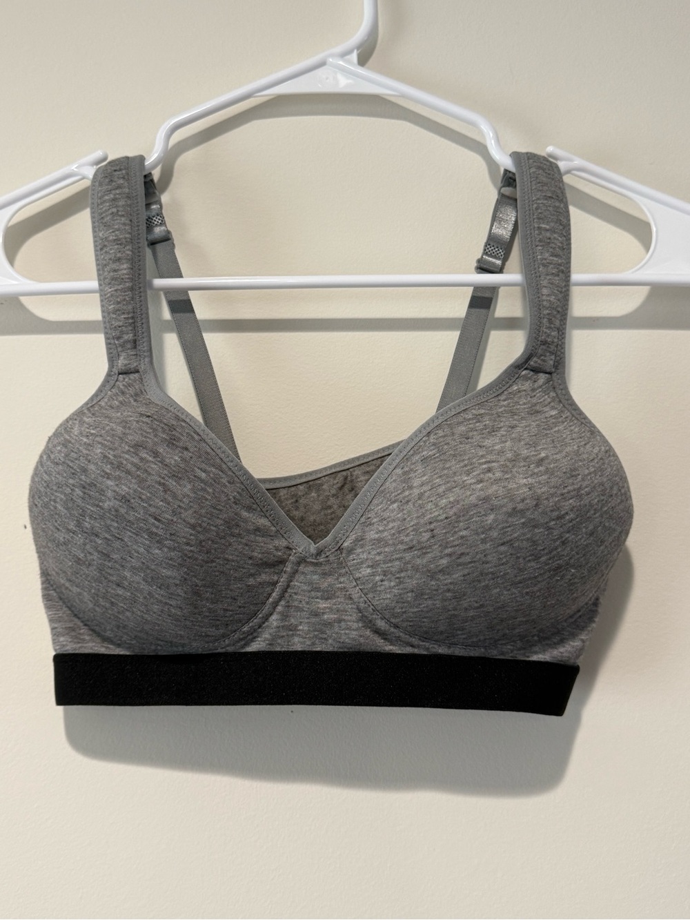 Zone Pro Gray Wireless Sports Bra with Contrast Band